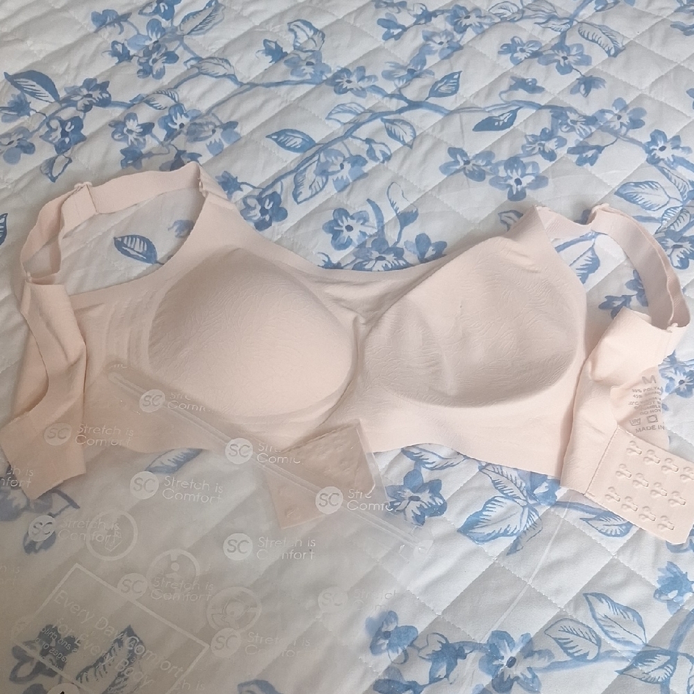 Source Unknown Cream Bra Intimates Sleepwear